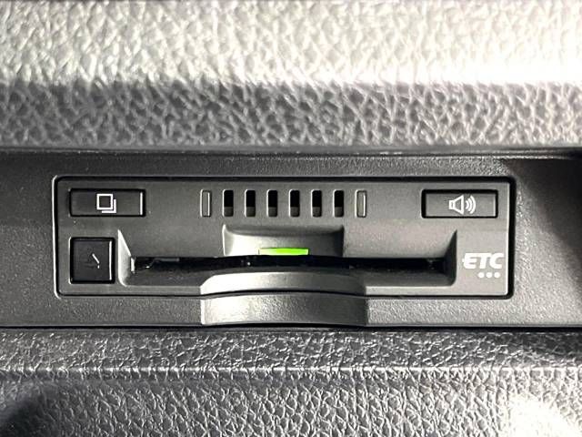 Toyota VOXY 2020-01 21696-5