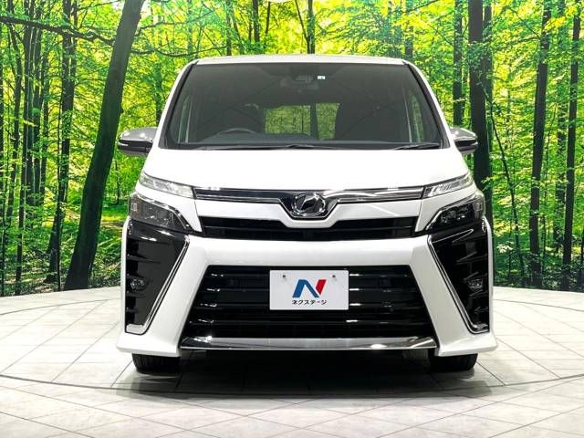 Toyota VOXY 2020-01 21696-15