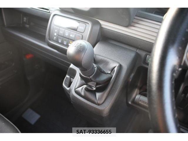 Honda N-VAN 2019-07 329854-4