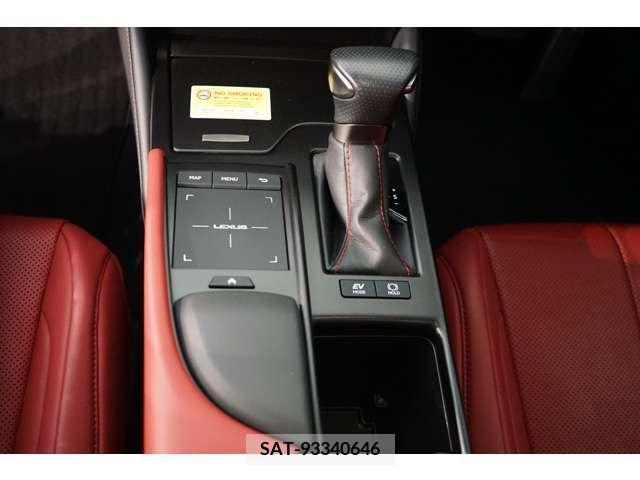 Lexus ES 2021-05 353969-12