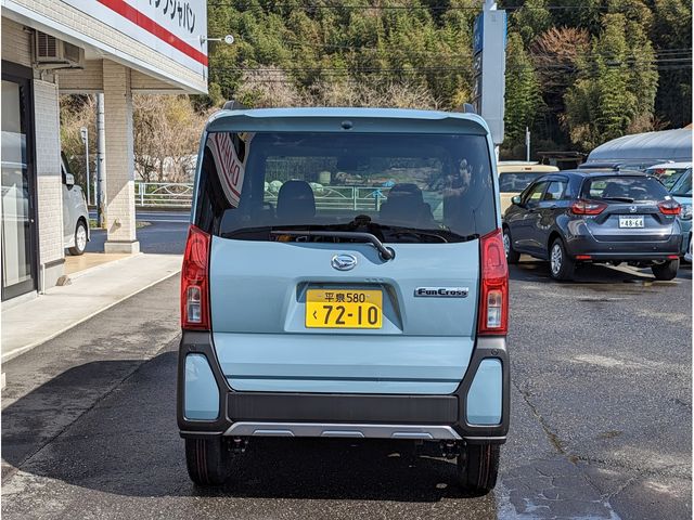 Daihatsu TANTO 2022-10 2858-8