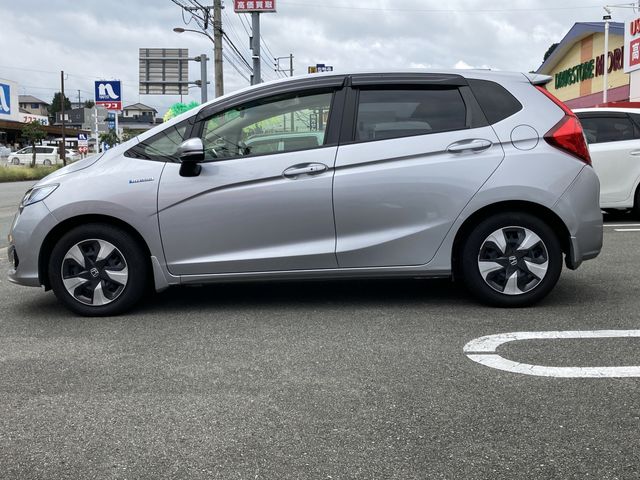 Honda FIT HYBRID 2017-10 18901-19