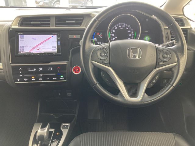 Honda FIT HYBRID 2017-10 18901-4