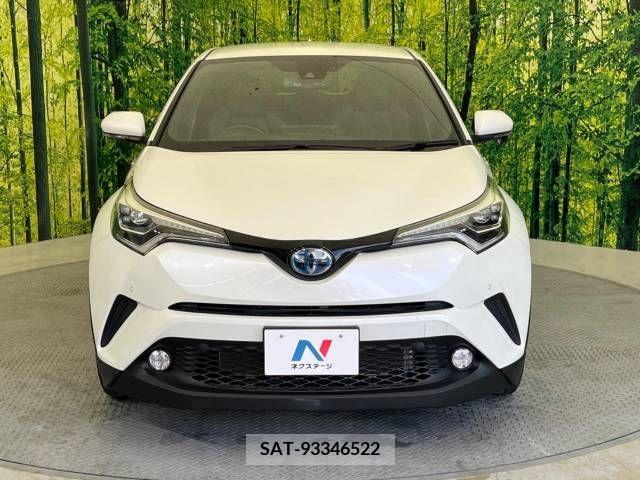 Toyota C-HR 2017-08 210640-14