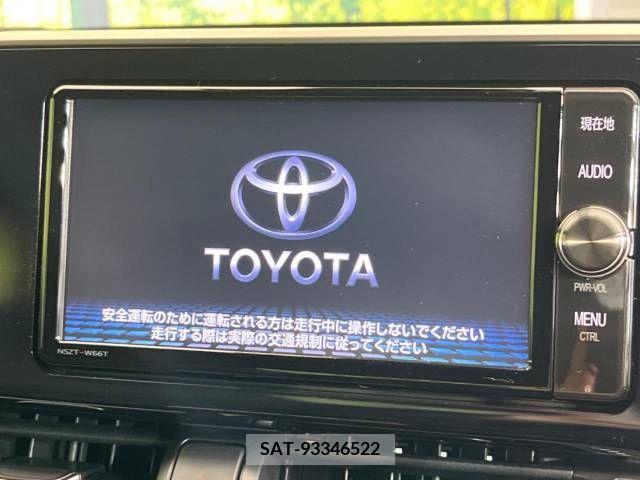Toyota C-HR 2017-08 210640-2