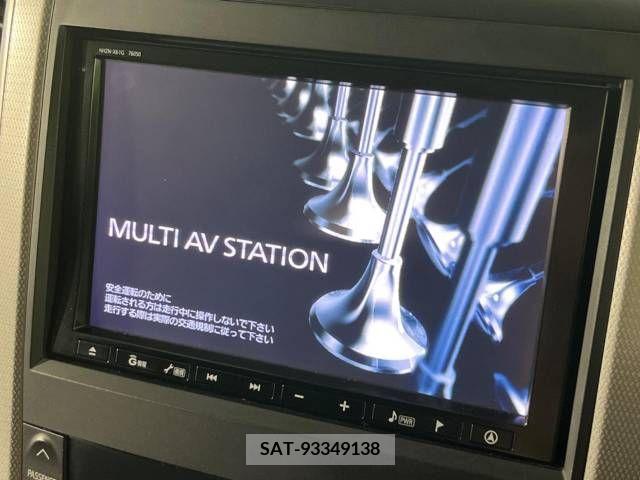 Toyota VELLFIRE 2012-01 288358-5