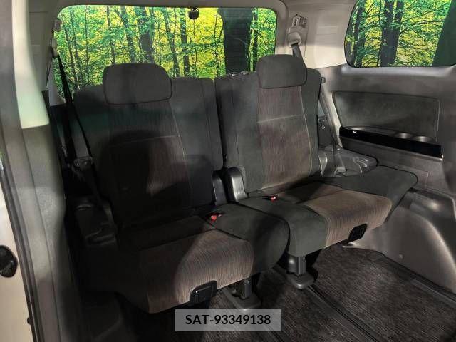 Toyota VELLFIRE 2012-01 288358-11
