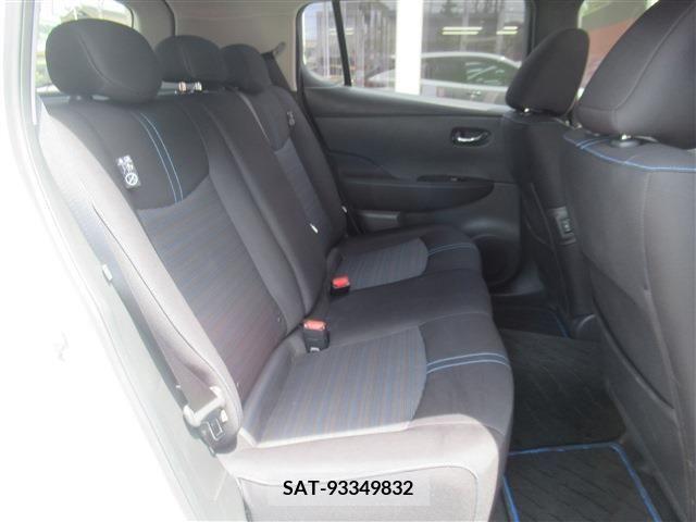 Nissan LEAF 2019-01 297891-3