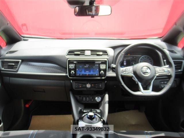 Nissan LEAF 2019-01 297891-1