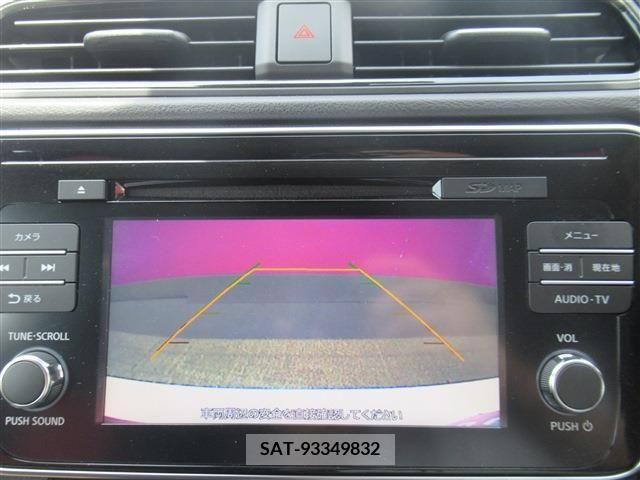 Nissan LEAF 2019-01 297891-13