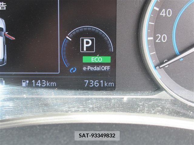 Nissan LEAF 2019-01 297891-12