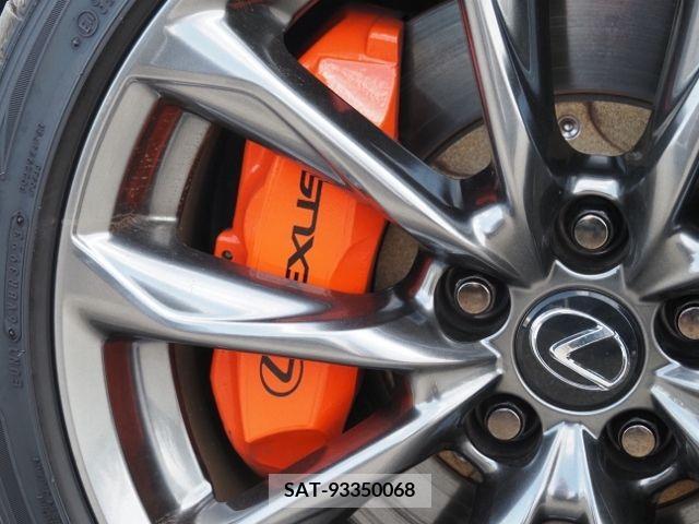 Lexus RC 2021-05 242410-10