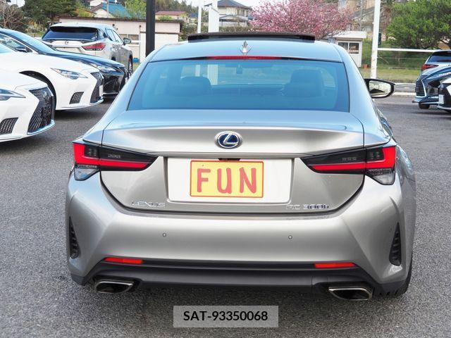 Lexus RC 2021-05 242410-6