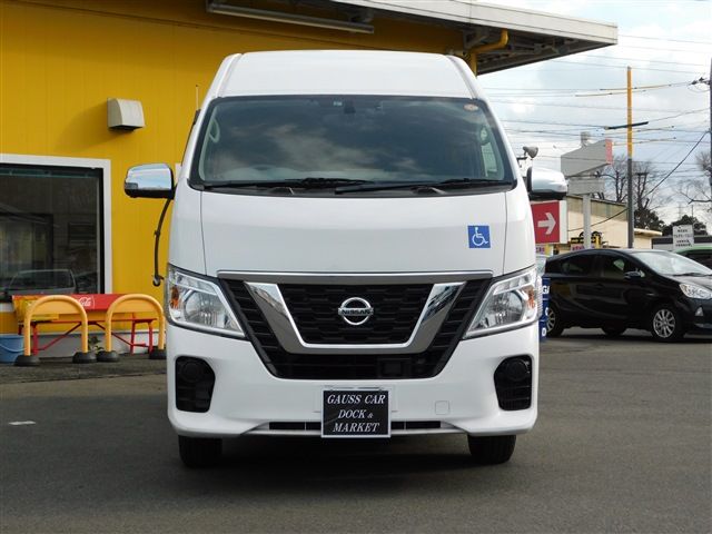 Nissan NV350 Caravan 2018-04 28784-3