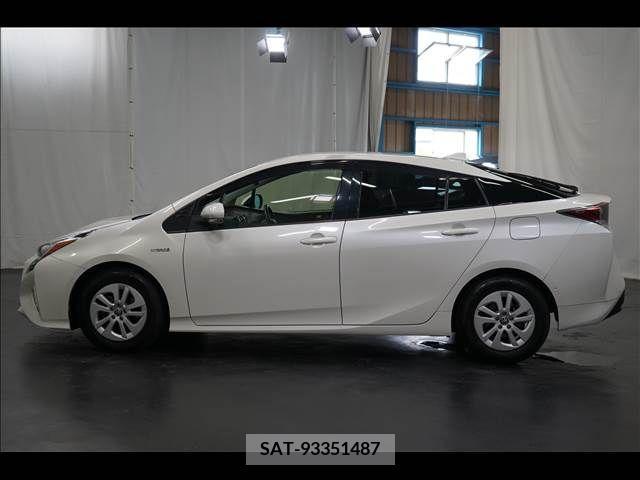 Toyota PRIUS 2017-06 366677-14