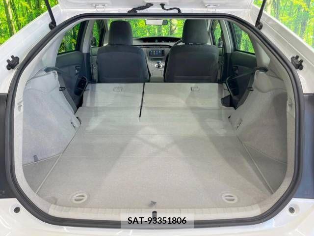 Toyota PRIUS 2010-03 328427-11