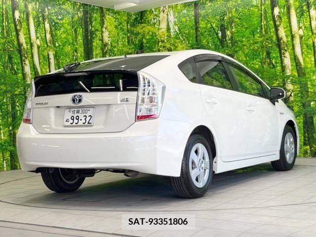 Toyota PRIUS 2010-03 328427-17