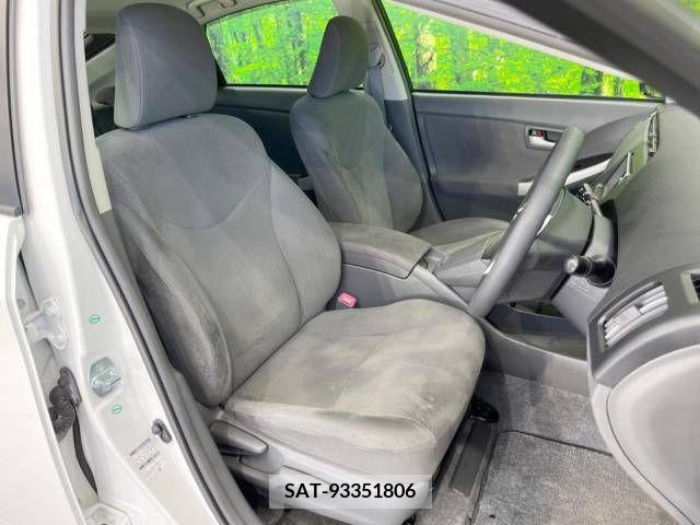 Toyota PRIUS 2010-03 328427-9