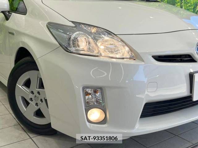 Toyota PRIUS 2010-03 328427-12
