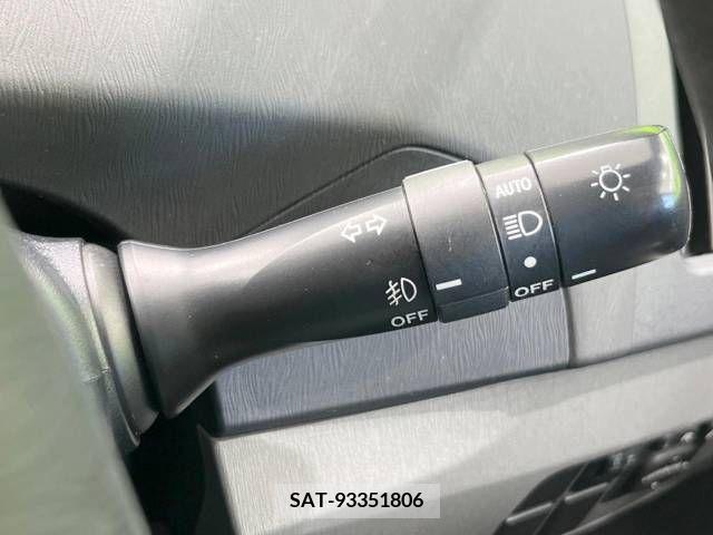Toyota PRIUS 2010-03 328427-5