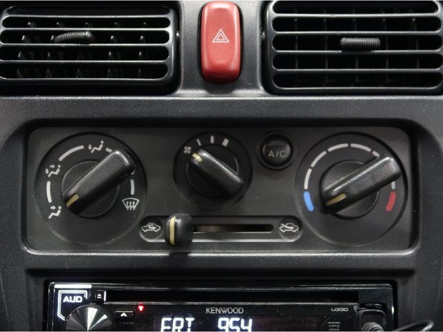 Suzuki TWIN 2005-09 194158-14