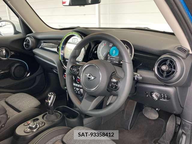 Bmw MINI 2023-12 277231-10