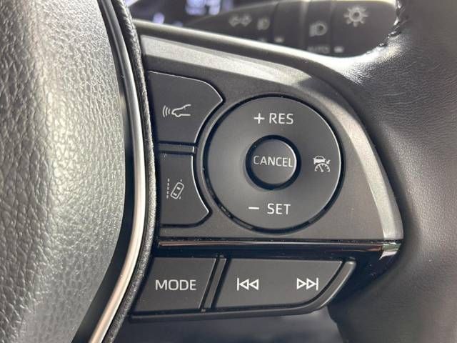 Toyota HARRIER 2020-10 188198-10