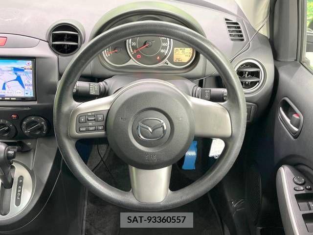 Mazda DEMIO 2013-09 339145-11