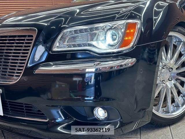 Chrysler 300 2015-02 377611-19