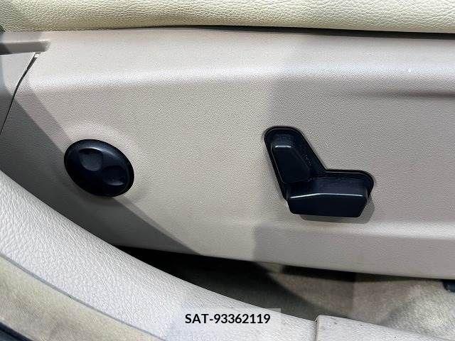 Chrysler 300 2015-02 377611-8