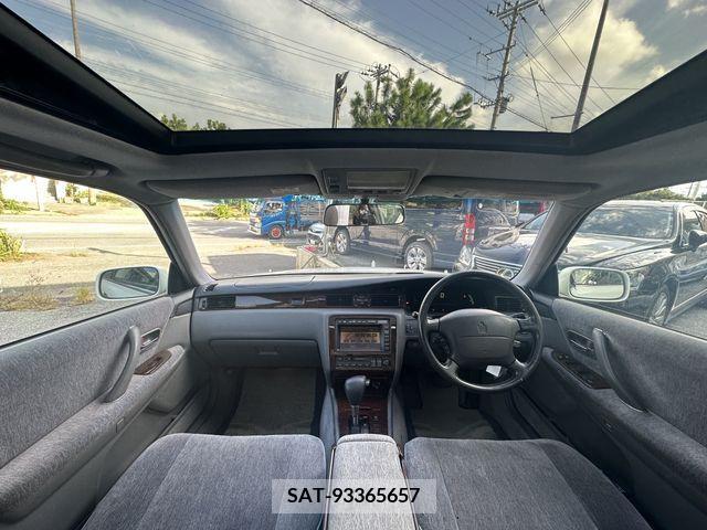 Toyota CROWN MAJESTA 1998-11 202700-8