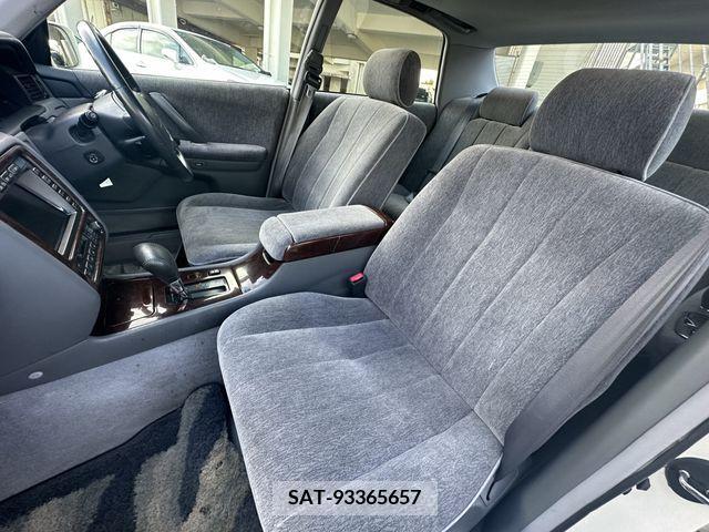 Toyota CROWN MAJESTA 1998-11 202700-9