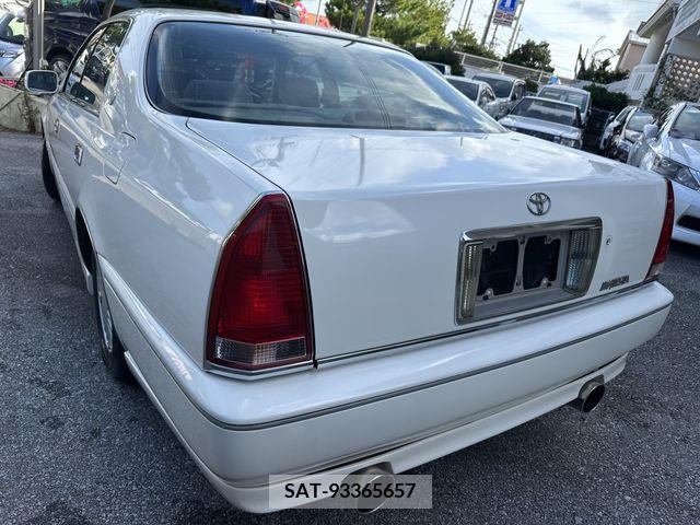 Toyota CROWN MAJESTA 1998-11 202700-5