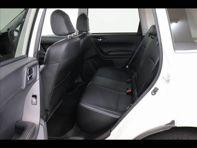 Subaru FORESTER 2015-12 16539-12