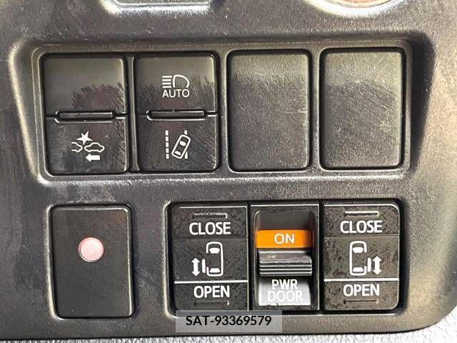 Toyota VOXY 2019-03 224929-5