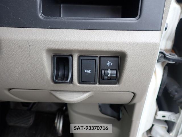 Suzuki EVERY 2014-06 301774-15