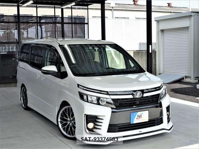 Toyota VOXY 2014-12 205391-10