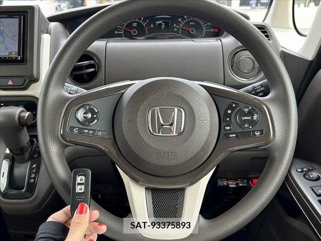 Honda N BOX 2021-06 326642-4