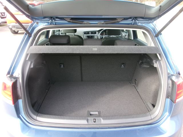 VolksWagen GOLF 2013-08 26960-7
