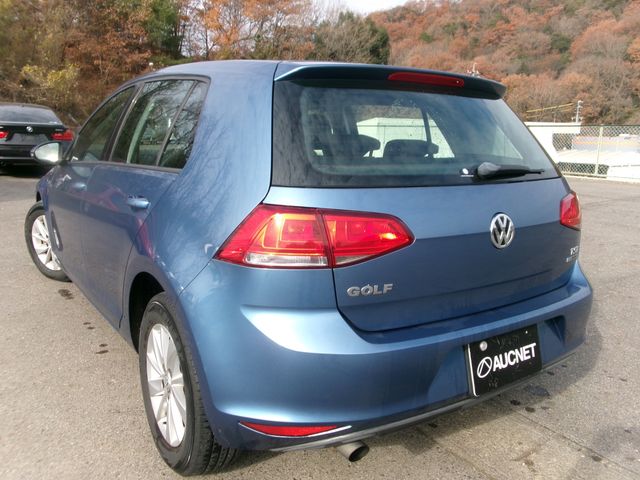 VolksWagen GOLF 2013-08 26960-2