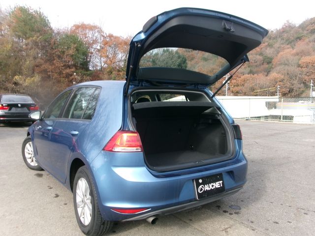 VolksWagen GOLF 2013-08 26960-6
