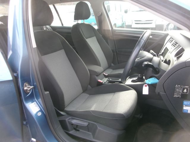 VolksWagen GOLF 2013-08 26960-11