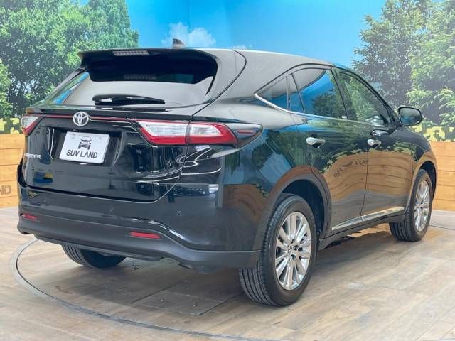Toyota HARRIER 2018-03 22820-17
