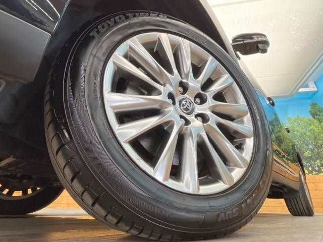 Toyota HARRIER 2018-03 22820-13