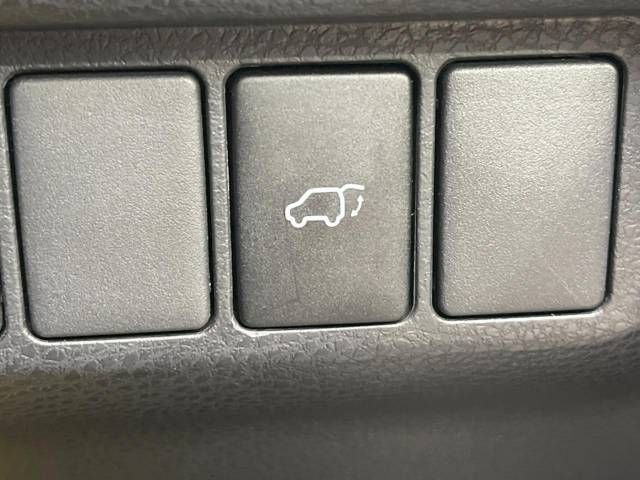 Toyota HARRIER 2018-03 22820-6