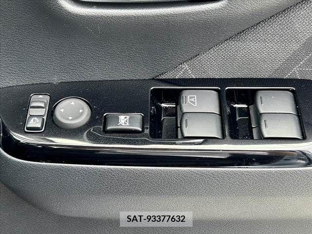 Mitsubishi EK X 2023-02 268032-23