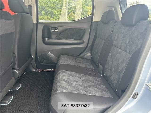 Mitsubishi EK X 2023-02 268032-17