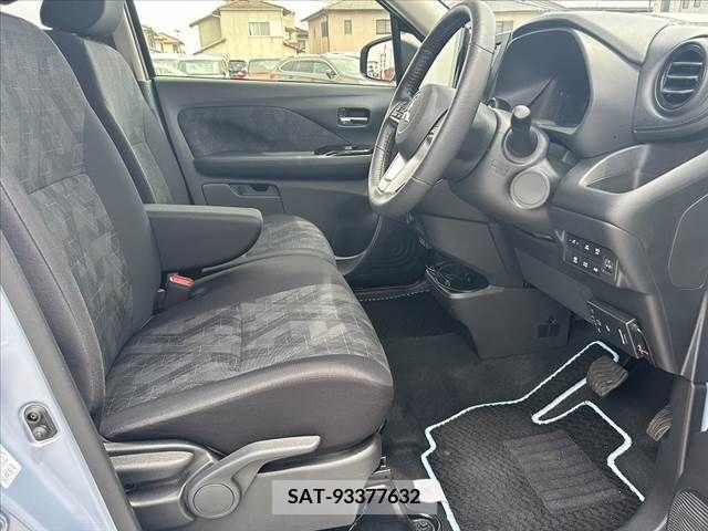Mitsubishi EK X 2023-02 268032-15