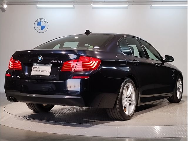 Bmw 5 SERIES 2016-07 26409-2