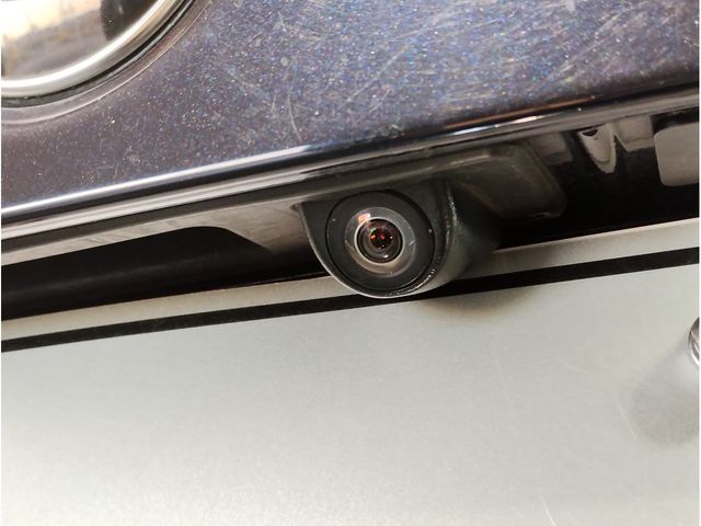 Bmw 5 SERIES 2016-07 26409-28